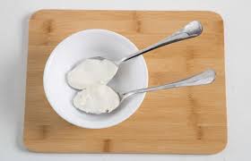 Low-fat milk, plain yoghurt, and cheese portions